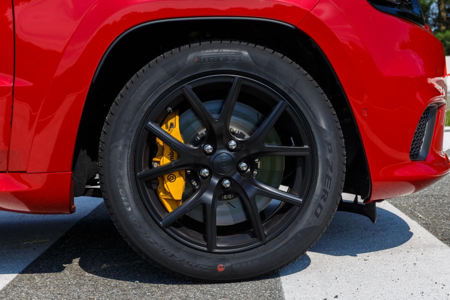 Колеса Jeep Grand Cherokee Trackhawk (WK2) 2018 года  (WW) (фото 22 из 47)